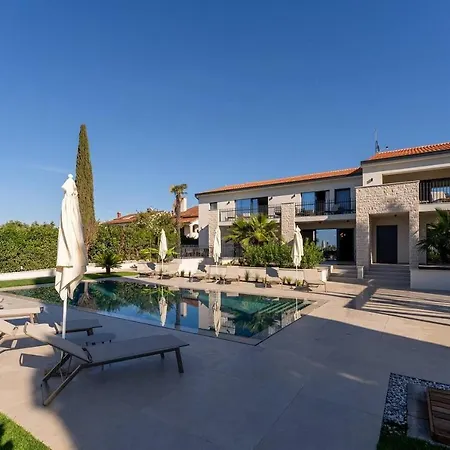 La Residenza Iii بيت للعطل