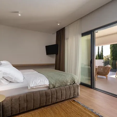 La Residenza Iii بوريتش