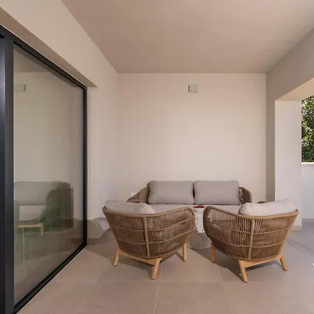 بيت للعطل La Residenza Iii بوريتش